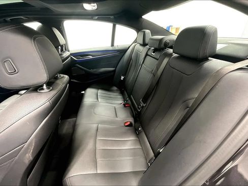 Used 2023 BMW 530i xDrive AWD/4WD image 27