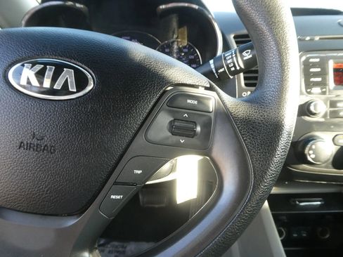 Used 2014 Kia Forte LX w/ Protection Package image 18