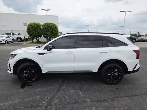 Used 2023 Kia Sorento SX AWD/4WD image 21