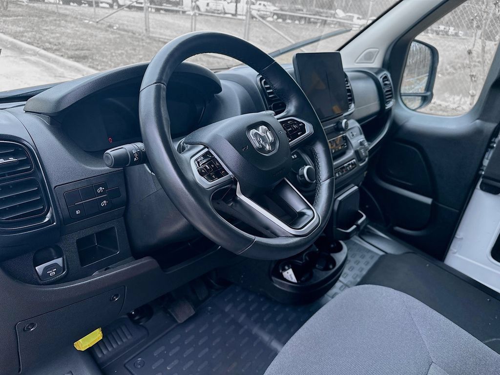 Used 2024 RAM ProMaster 3500 w/ Delivery Van Package FWD image 30