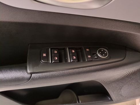 Certified 2024 Kia Forte LXS w/ LXS Technology Package image 18