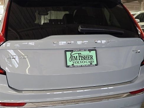 New 2026 Volvo XC90 T8 Plus w/ Protection Package Premier image 14