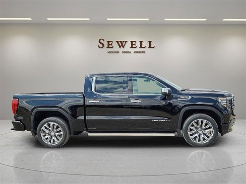 New 2026 GMC Sierra 1500 Denali image 5
