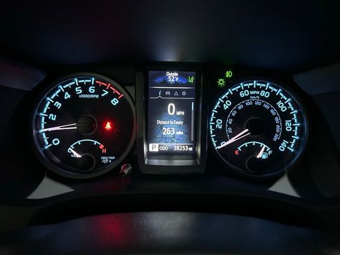 Certified 2023 Toyota Tacoma TRD Sport image 24