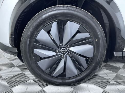 Certified 2023 Nissan Ariya AWD image 25
