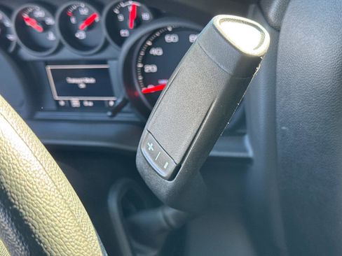 New 2025 GMC Sierra 2500 Pro w/ Convenience Package image 18