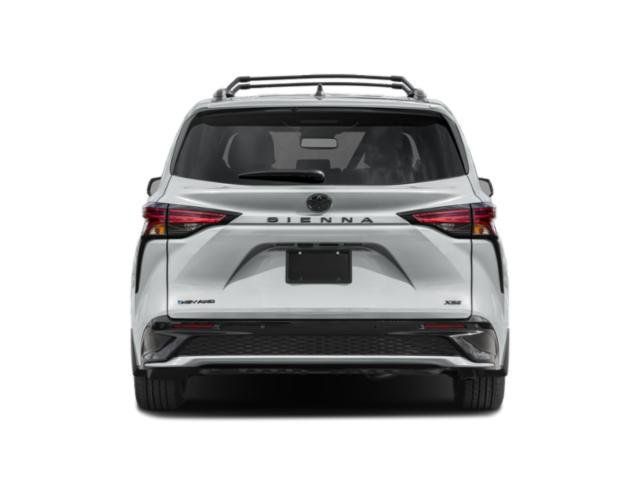 Used 2025 Toyota Sienna XSE AWD/4WD image 5