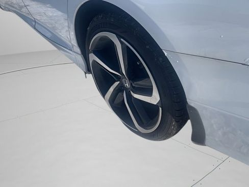 Used 2019 Honda Accord Sport image 12