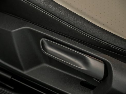 Used 2020 Volkswagen Jetta R-Line image 16