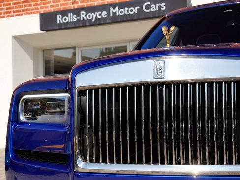 Used 2023 Rolls-Royce Cullinan w/ Cullinan Package AWD/4WD image 27