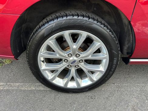 Used 2019 Ford Expedition Max Platinum AWD/4WD image 14