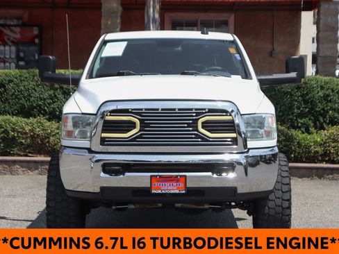 Used 2018 RAM 2500 SLT AWD/4WD image 3