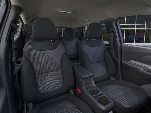 New 2027 Chevrolet Bolt LT w/ Comfort Package FWD image 17