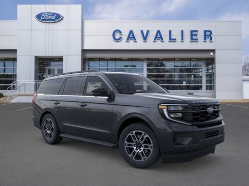 New 2026 Ford Expedition Active AWD/4WD image 7