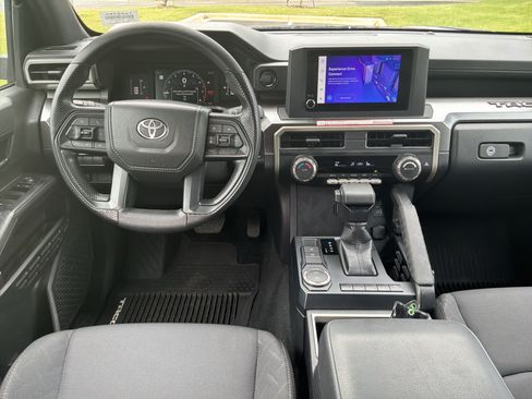 Used 2025 Toyota Tacoma SR5 RWD image 28