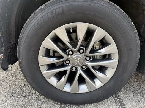 Used 2014 Lexus GX 460 Luxury image 9