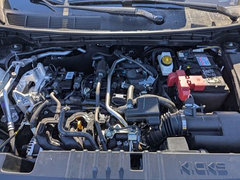 New 2026 Nissan Kicks SR image 10