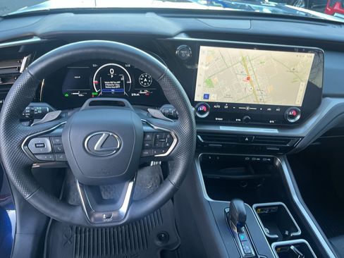 Used 2024 Lexus TX 500h AWD image 18