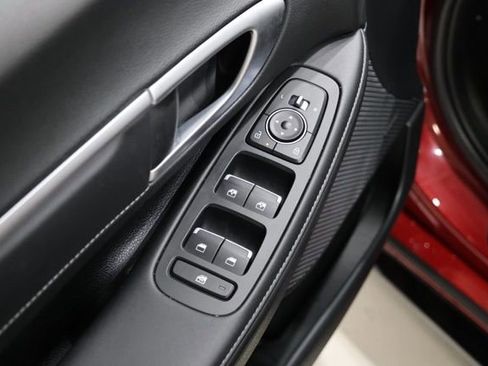 Certified 2025 Hyundai Sonata Limited FWD image 18
