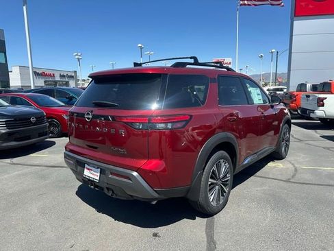 New 2026 Nissan Pathfinder Platinum w/ Cargo Package AWD/4WD image 10