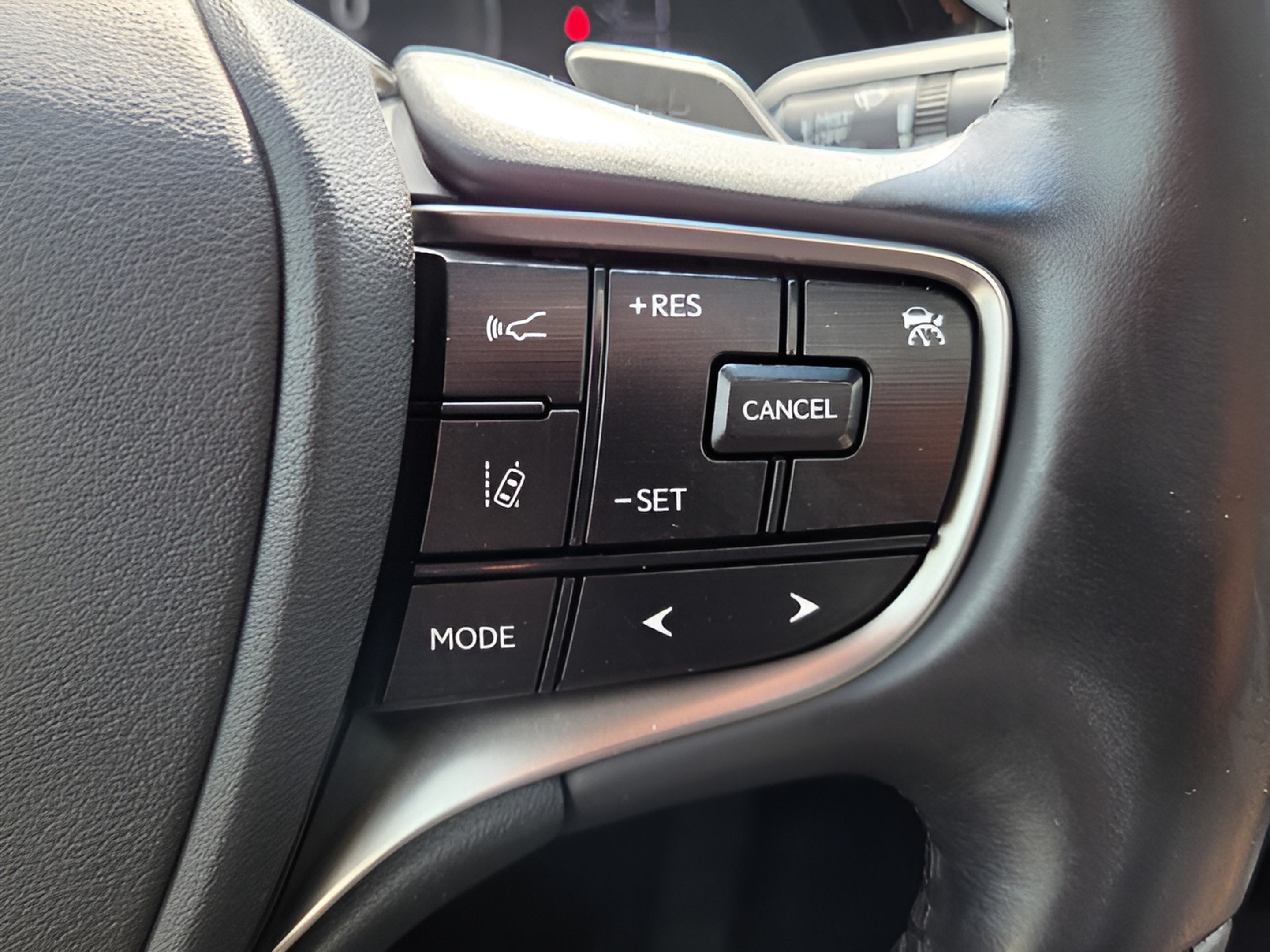 Certified 2023 Lexus ES 300h Ultra Luxury w/ Accessory Package (Z2) FWD image 27
