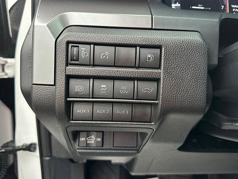 Certified 2024 Toyota Tacoma TRD Off-Road w/ TRD Off Road Premium Package image 20