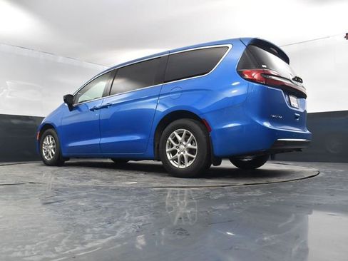 New 2026 Chrysler Pacifica Select image 47