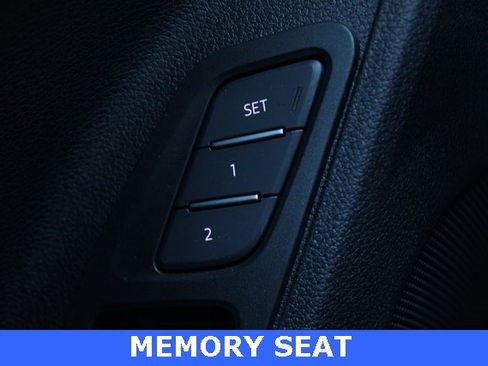 New 2025 Audi Q3 2.0T Premium image 5