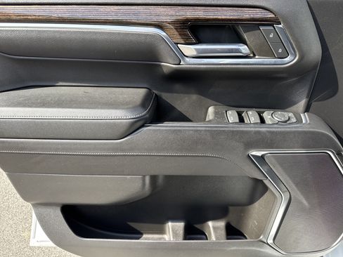 Used 2023 GMC Sierra 1500 Elevation w/ LPO, Elevation Black Package image 14