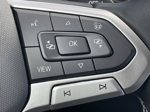 New 2026 Volkswagen Atlas Cross Sport SE FWD image 22