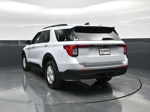 New 2026 Ford Explorer Active image 9