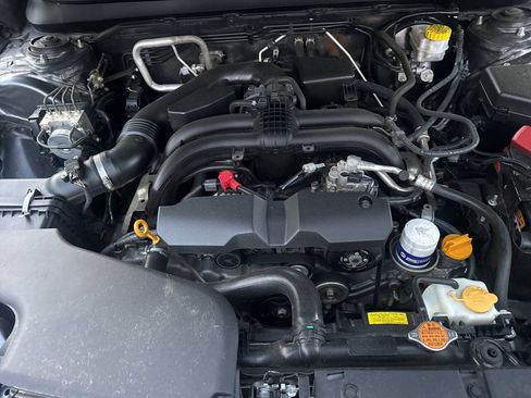 Used 2018 Subaru Outback 2.5i Premium AWD/4WD image 25