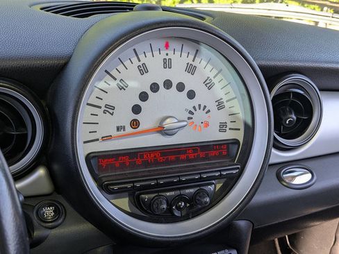 Used 2011 MINI Cooper Clubman w/ Premium Pkg image 21