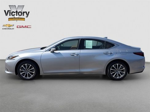 Used 2024 Lexus ES 350 w/ Accessory Package (Z2) image 3