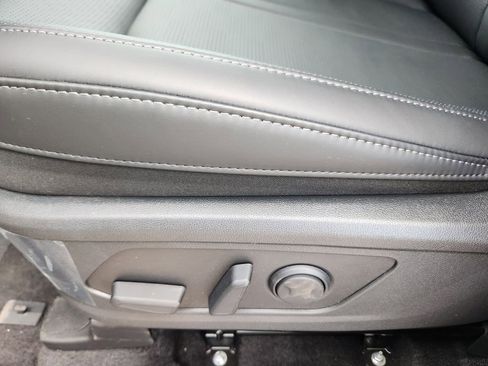 New 2026 Kia Sorento EX image 9