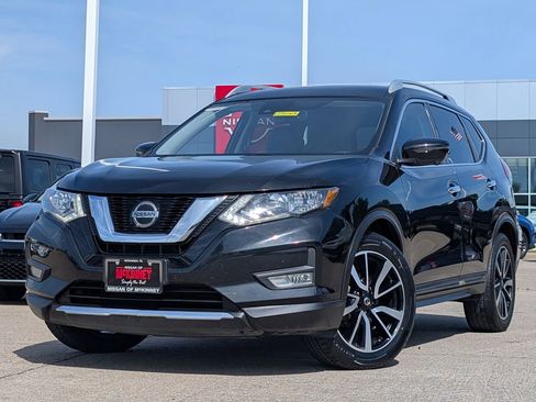 Used 2020 Nissan Rogue SL FWD image 2