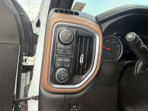 Used 2022 Chevrolet Silverado 3500 High Country w/ Safety Package II AWD/4WD image 22