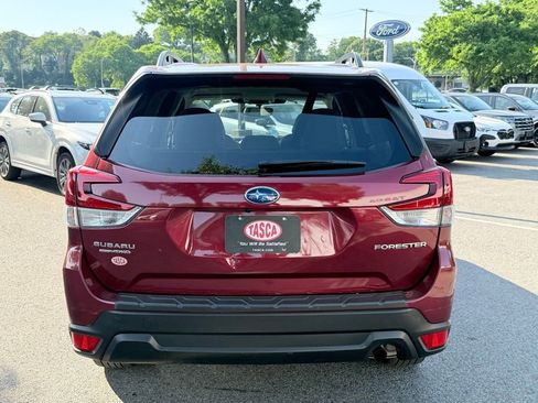 Used 2023 Subaru Forester Premium AWD/4WD image 7