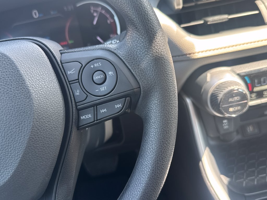 Certified 2023 Toyota RAV4 XLE w/ Convenience Package FWD image 19