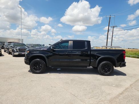 Used 2024 Chevrolet Silverado 1500 ZR2 AWD/4WD image 4