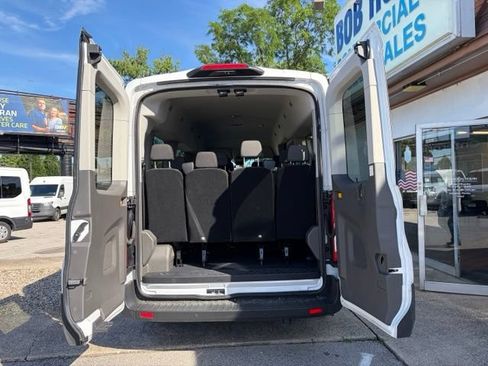 Used 2024 Ford Transit 350 XLT RWD image 8