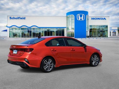 Used 2024 Kia Forte GT-Line w/ GT-Line Premium Package FWD image 3