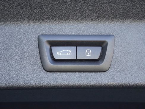 Certified 2024 BMW X3 xDrive30i w/ Convenience Package image 38