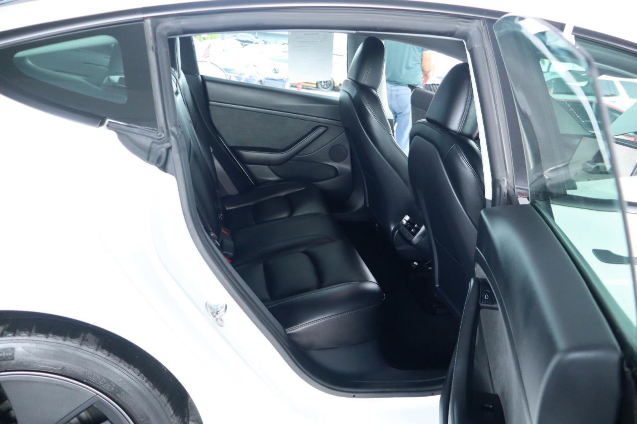 Used 2023 Tesla Model 3 Standard Range RWD image 31