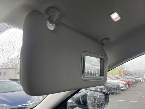 Used 2024 MAZDA CX-50 AWD 2.5 S w/ Preferred Package image 28