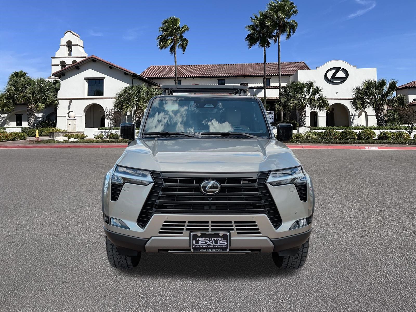 Used 2025 Lexus GX 550 AWD/4WD image 6