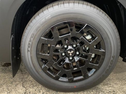 New 2025 Mitsubishi Outlander Trail Edition image 53