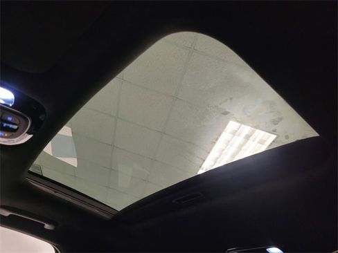 Used 2024 Hyundai Palisade Calligraphy image 18