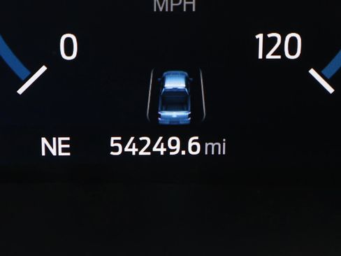 Used 2022 Ford F150 Lariat w/ Max Trailer Tow Package image 31