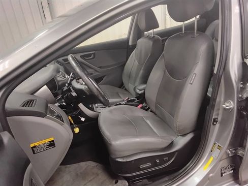 Used 2013 Hyundai Elantra Limited image 10